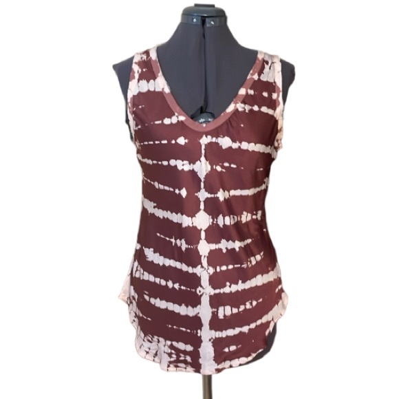 Young Fabulous and Broke Tye-Dye like Tank Top Blouse Size Medium - Picture 1 of 15